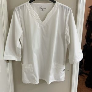 White  scrub top 3/4 length sleeves